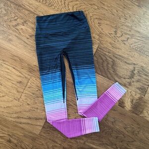 K-Deer blue to purple ombré stripe legging length leggings- size L